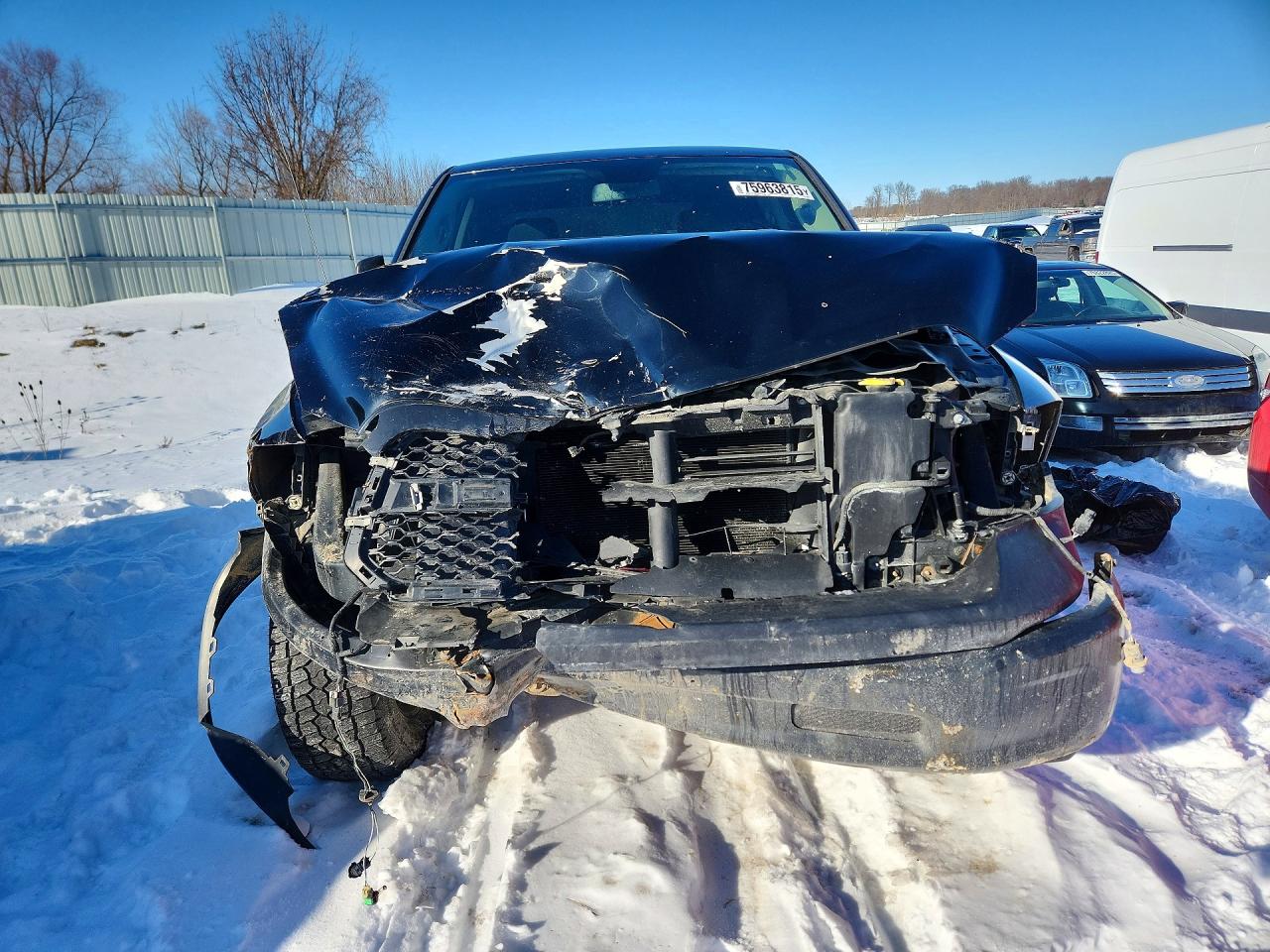 2014 RAM 1500 ST photo 13