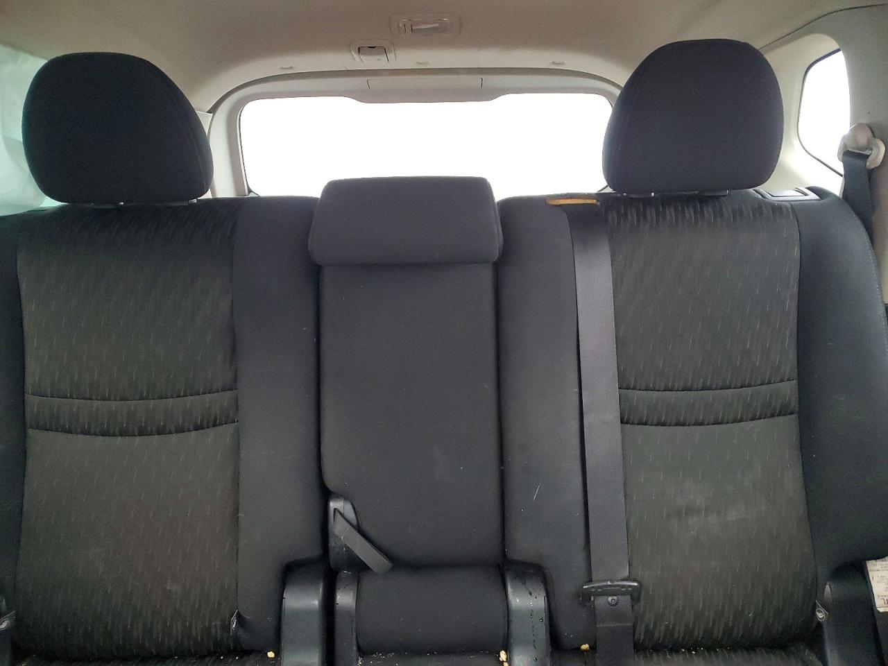 2017 NISSAN ROGUE SV photo 19