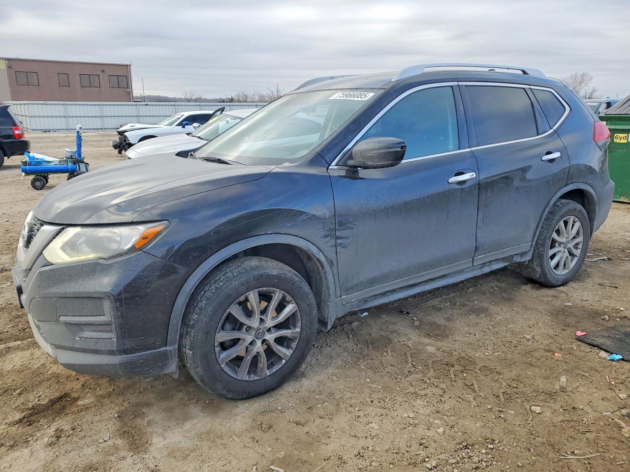 2017 NISSAN ROGUE