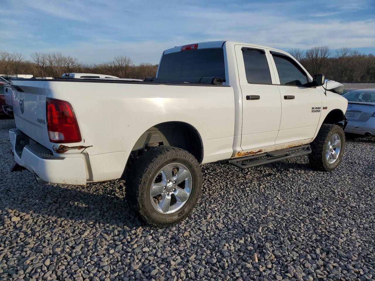 2015 RAM 1500 ST photo 5