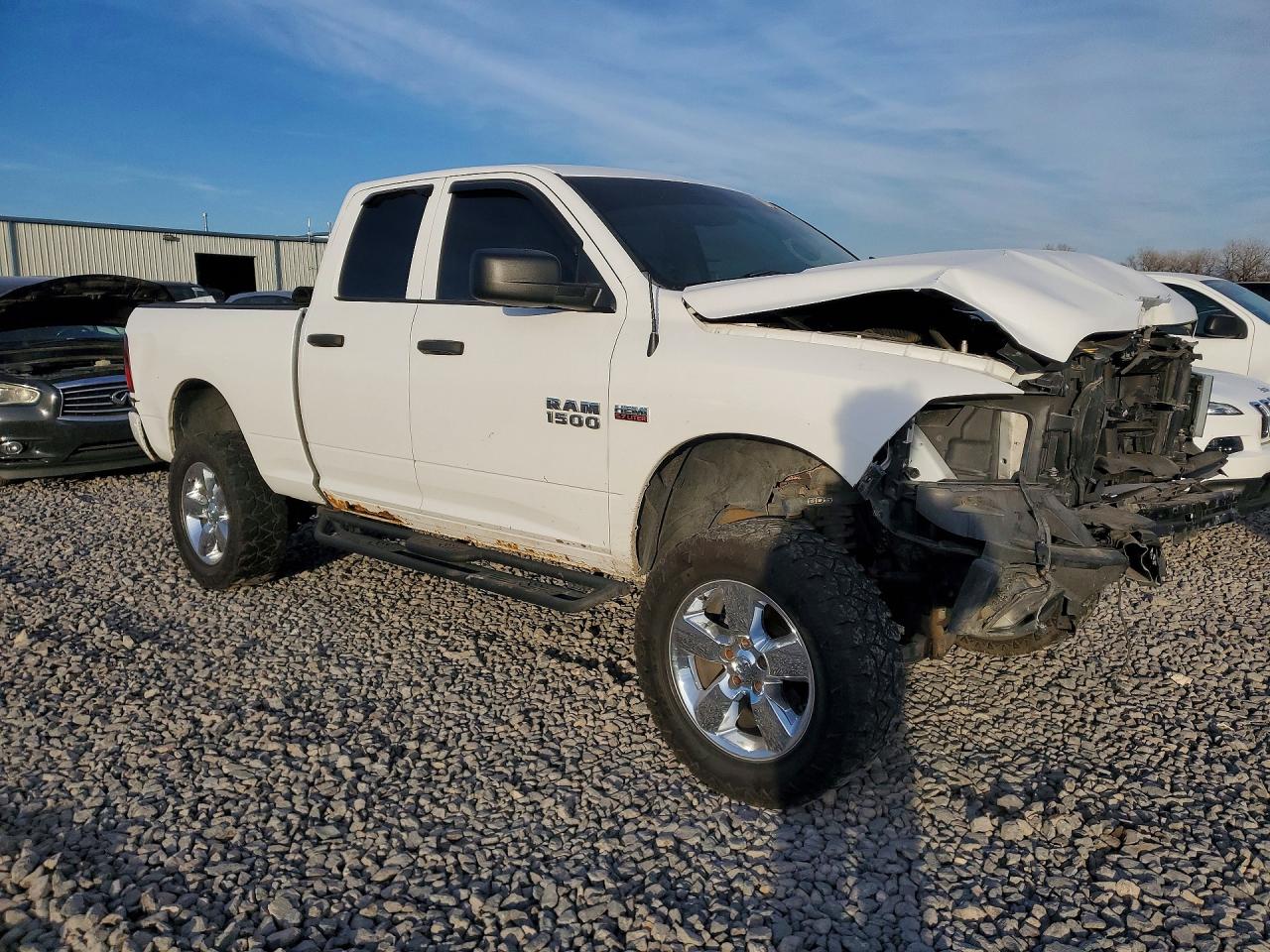 2015 RAM 1500 ST photo 7