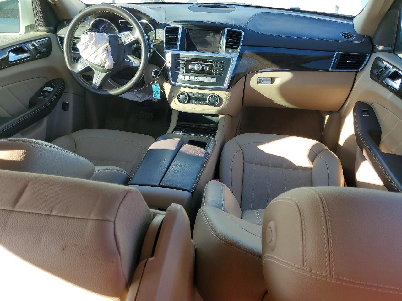 2015 MERCEDES-BENZ GL 350 BLUETEC photo 22