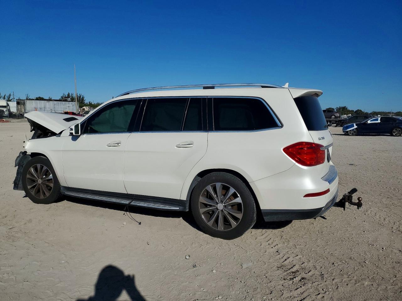 2015 MERCEDES-BENZ GL 350 BLUETEC photo 4