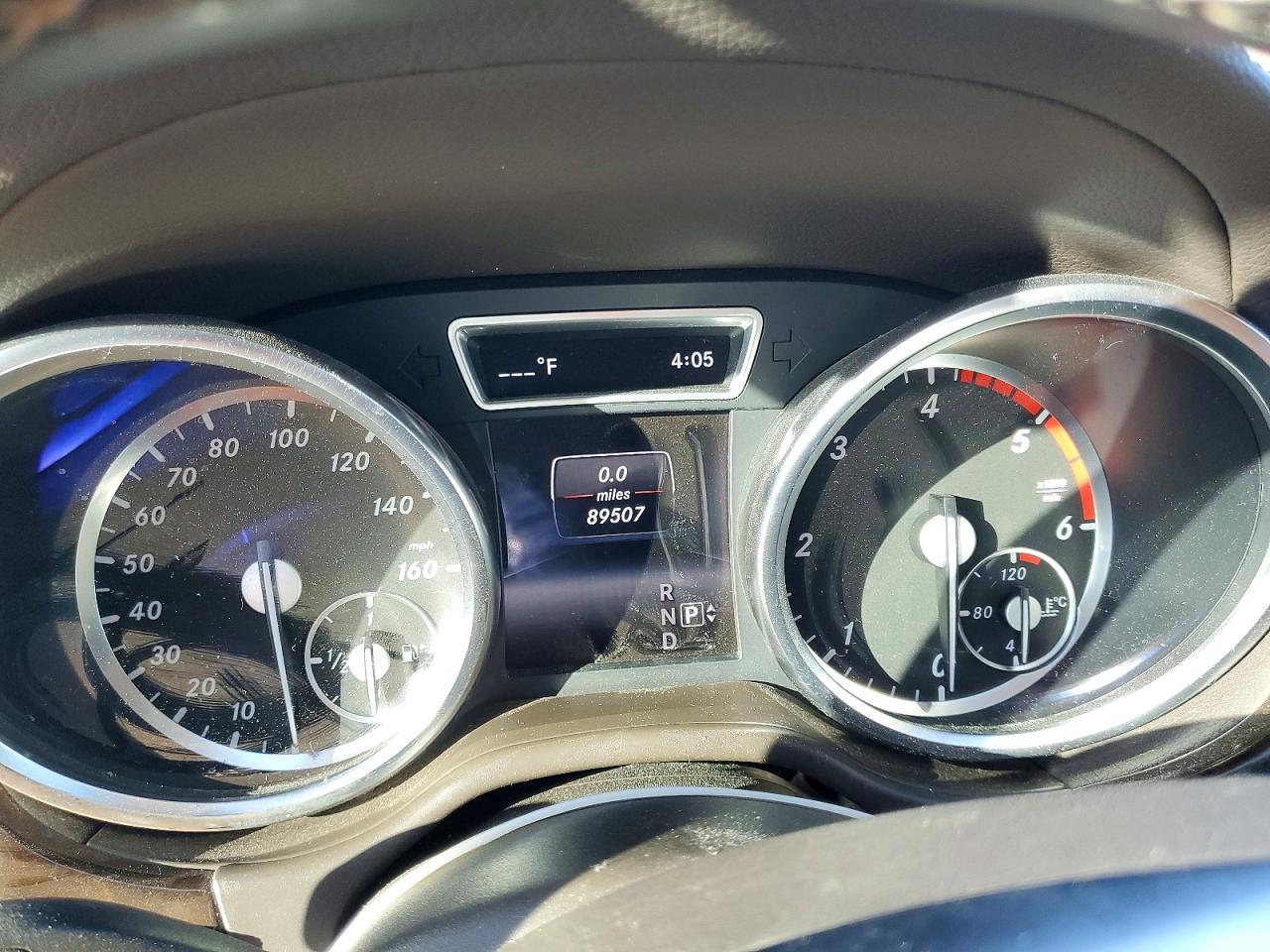 2015 MERCEDES-BENZ GL 350 BLUETEC photo 25