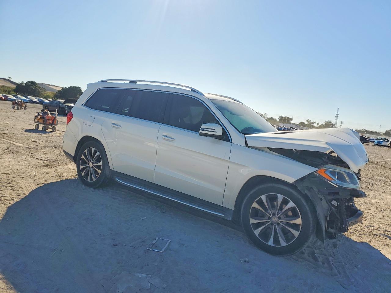 2015 MERCEDES-BENZ GL 350 BLUETEC photo 10
