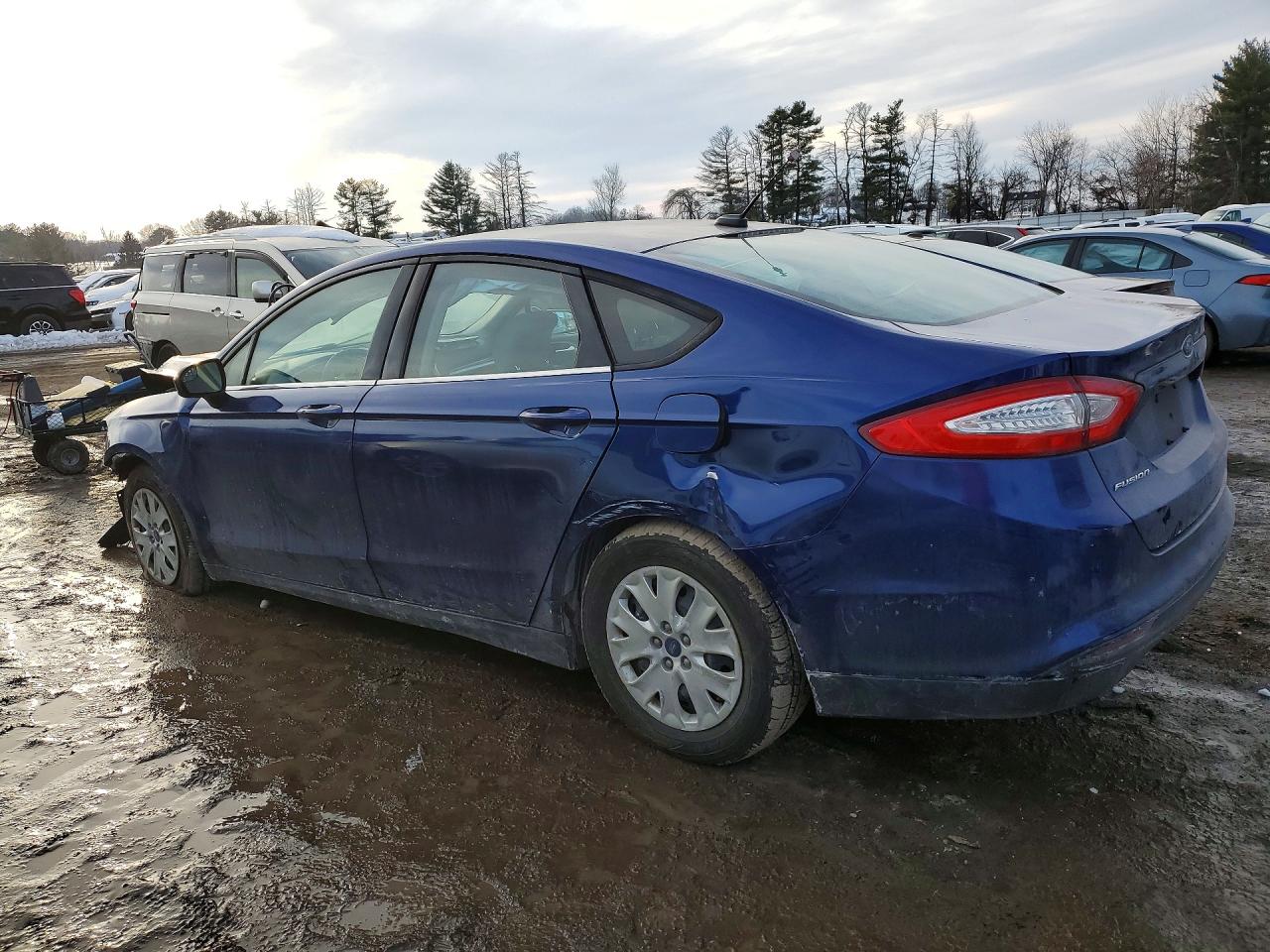 2013 FORD FUSION S photo 3
