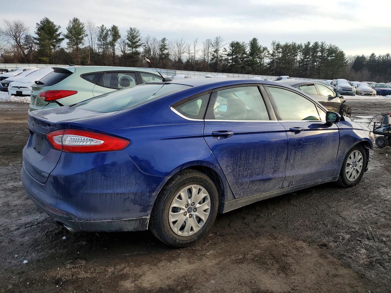 2013 FORD FUSION S photo 5