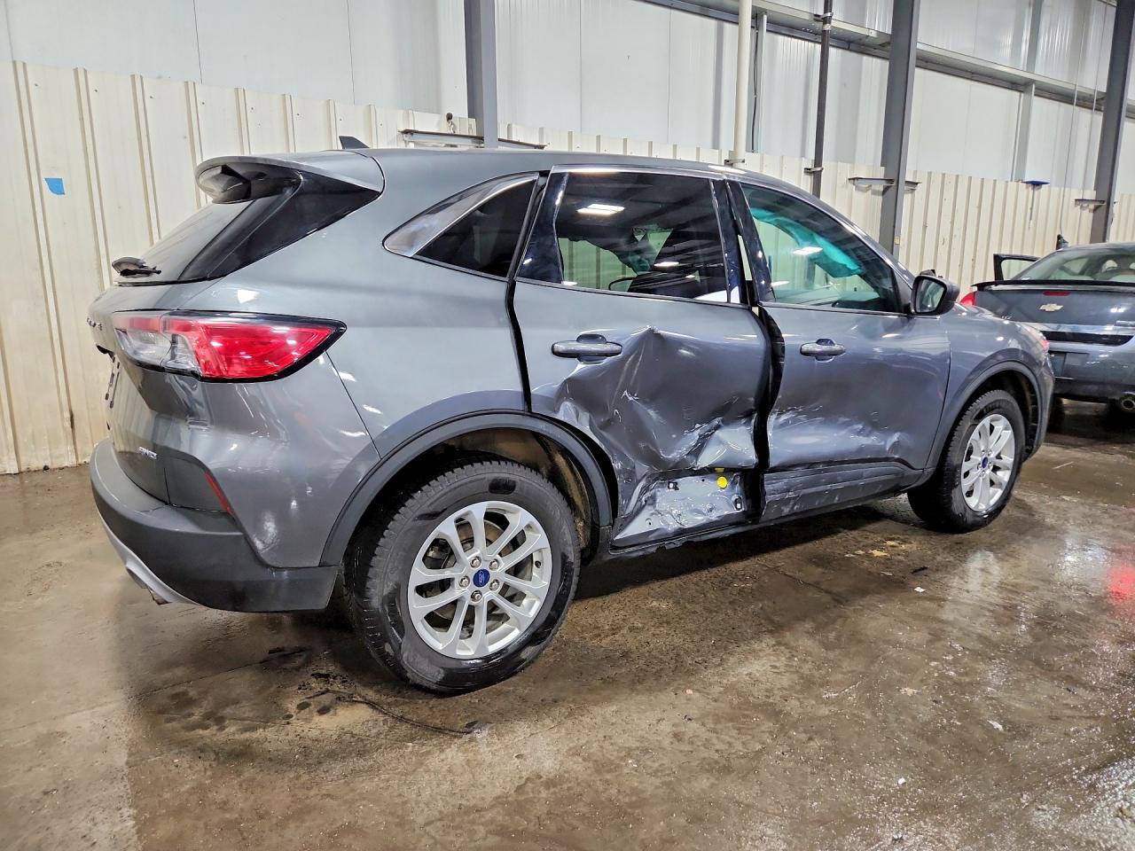 2022 FORD ESCAPE SE photo 5