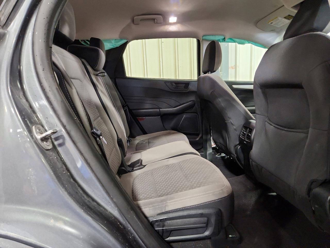 2022 FORD ESCAPE SE photo 21