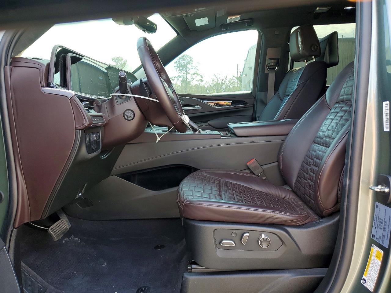 2023 CADILLAC ESCALADE SPORT PLATINUM photo 13