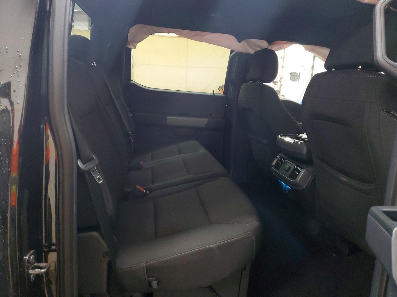 2025 FORD F150 XLT photo 19