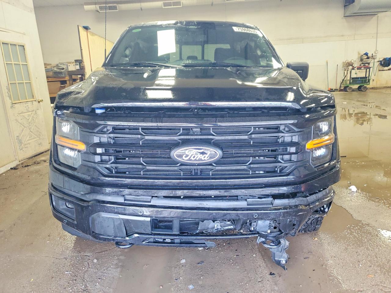 2025 FORD F150 XLT photo 9