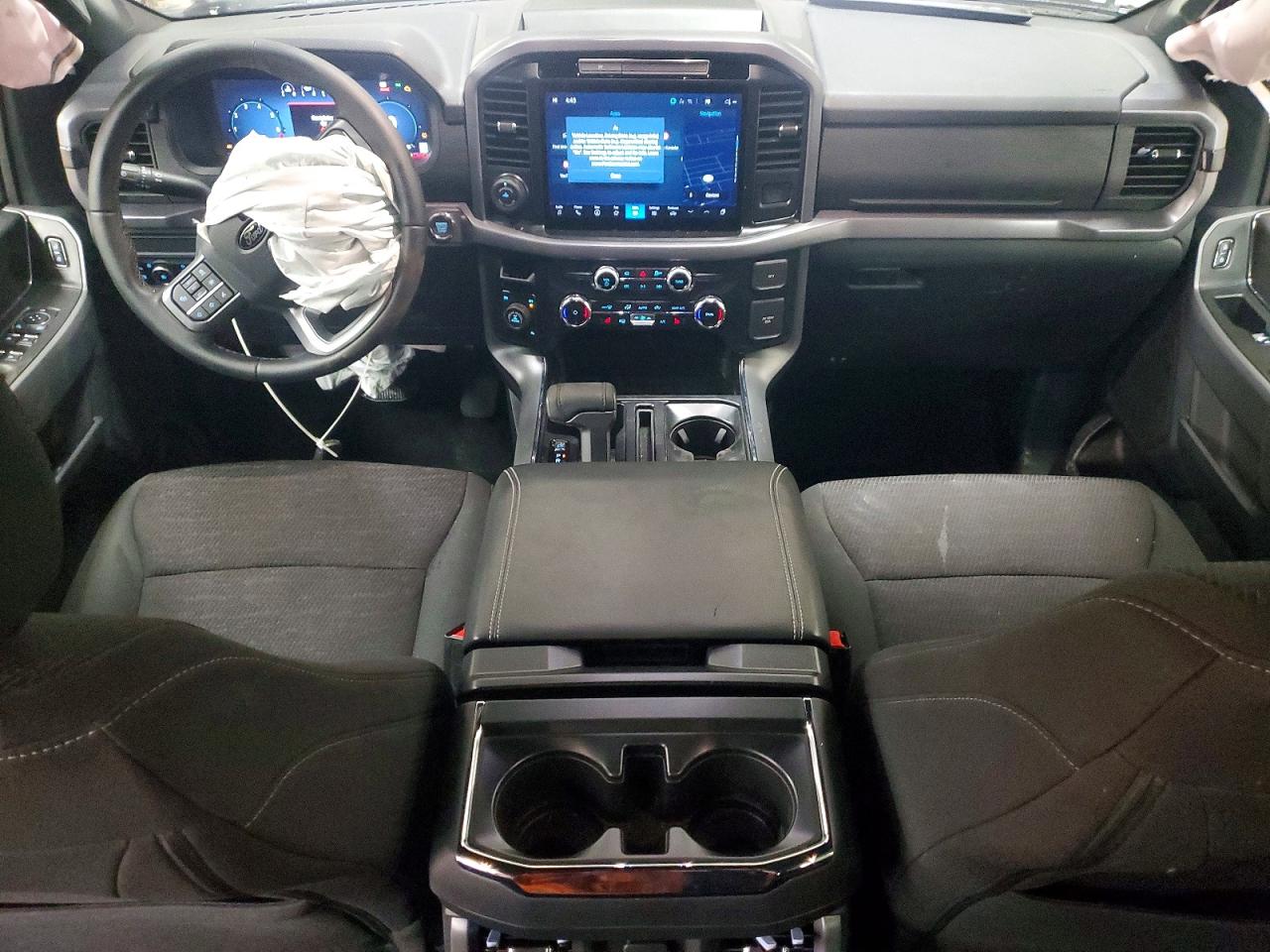 2025 FORD F150 XLT photo 15