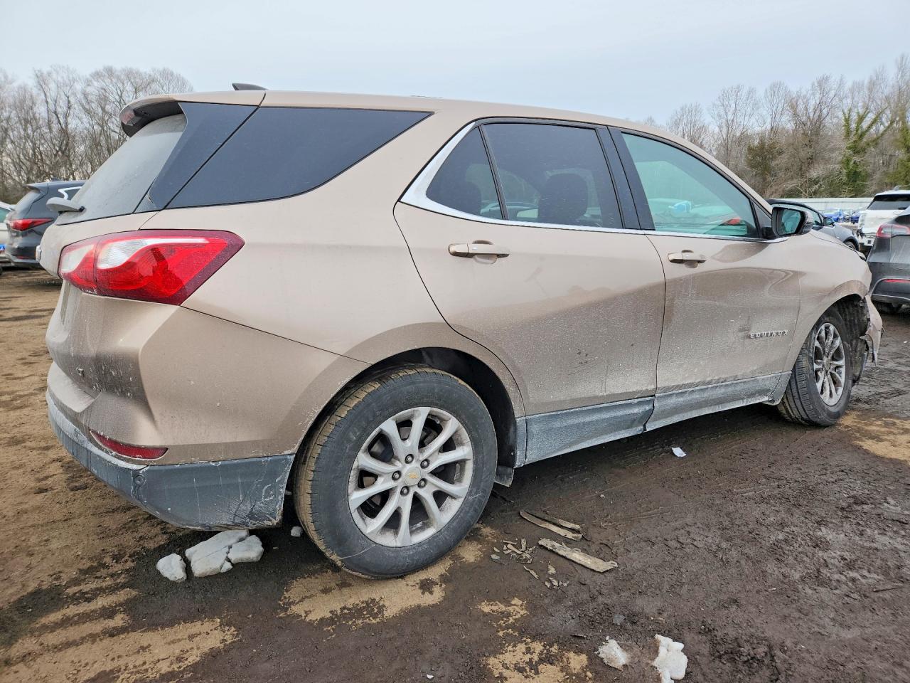 2019 CHEVROLET EQUINOX LT photo 3
