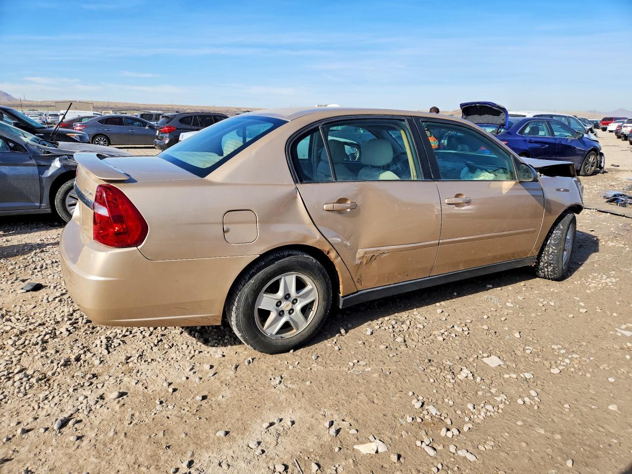 2005 CHEVROLET MALIBU LS photo 3