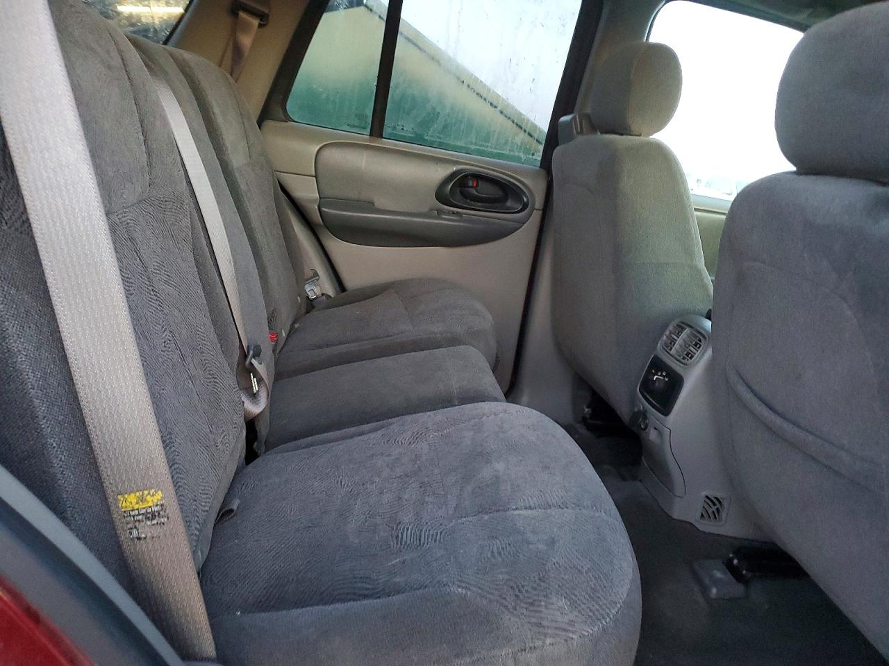 2004 CHEVROLET TRAILBLAZER LS photo 19