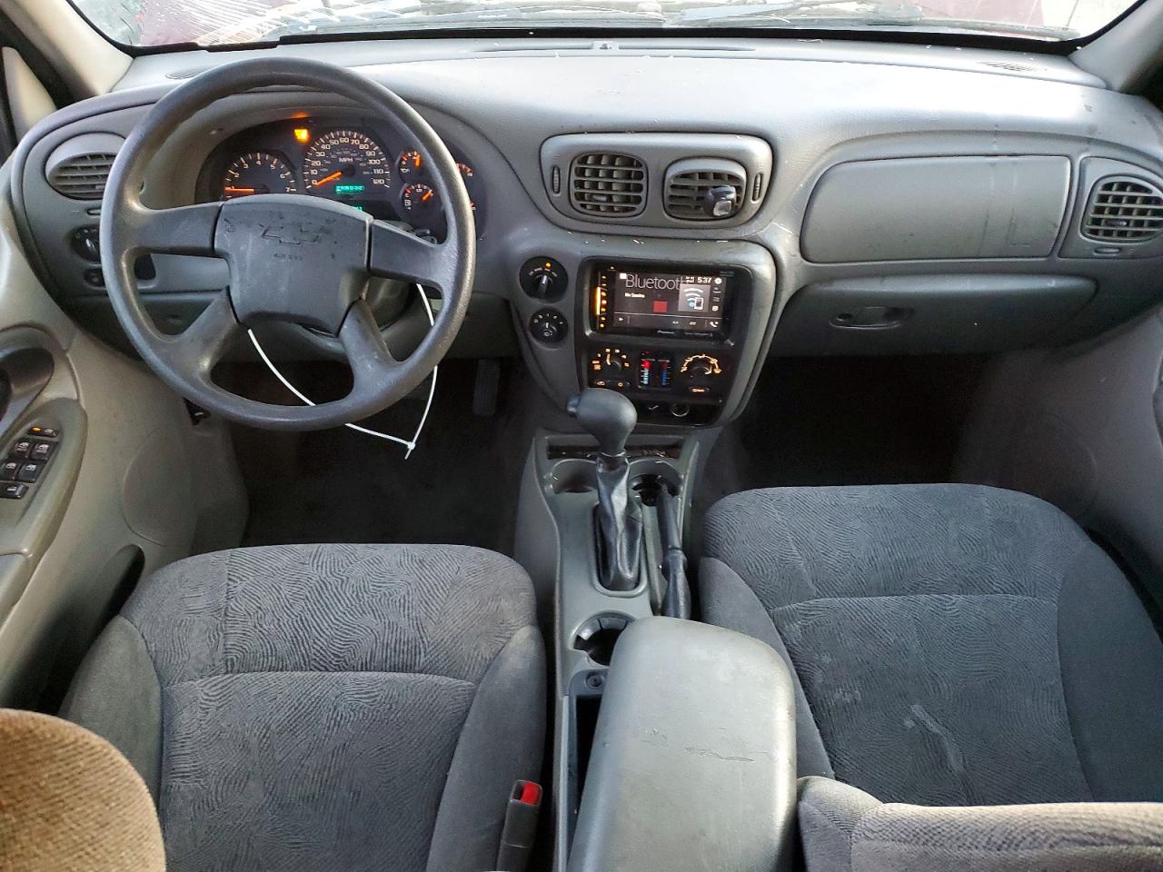2004 CHEVROLET TRAILBLAZER LS photo 15