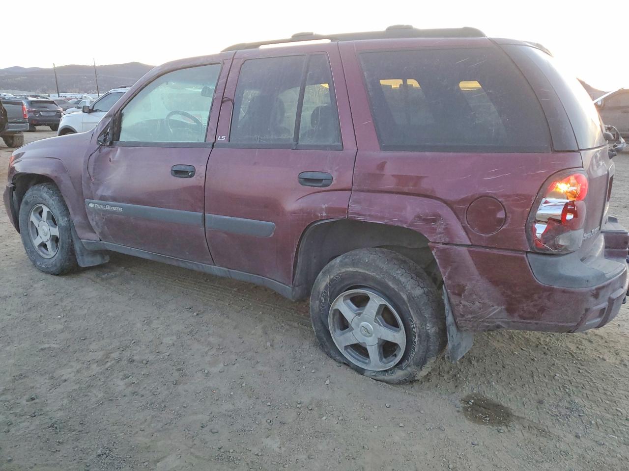 2004 CHEVROLET TRAILBLAZER LS photo 3
