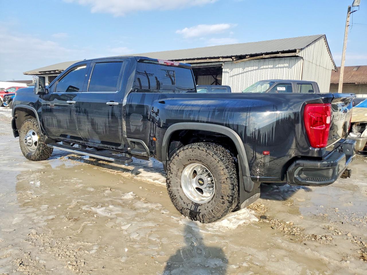 2021 CHEVROLET SILVERADO K3500 HIGH COUNTRY photo 4