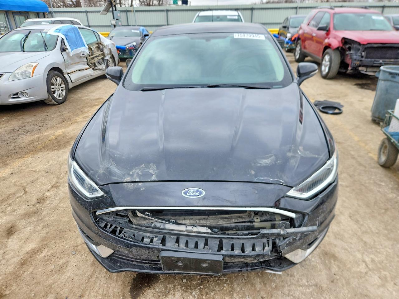 2017 FORD FUSION SE photo 5