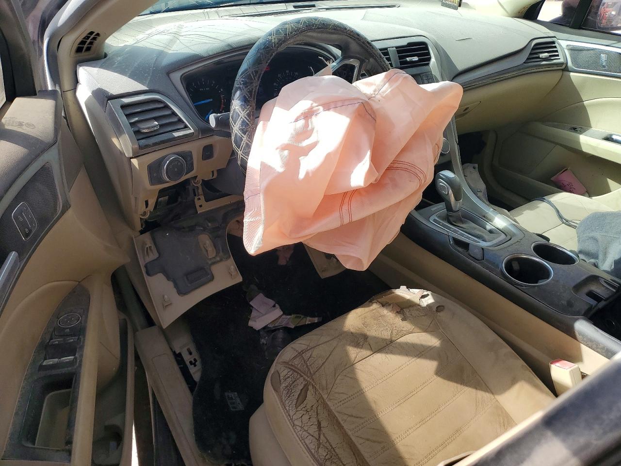 2013 FORD FUSION SE photo 8