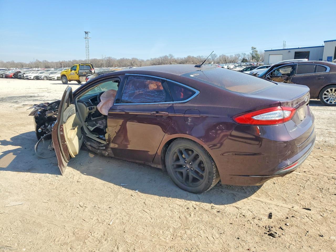 2013 FORD FUSION SE photo 2