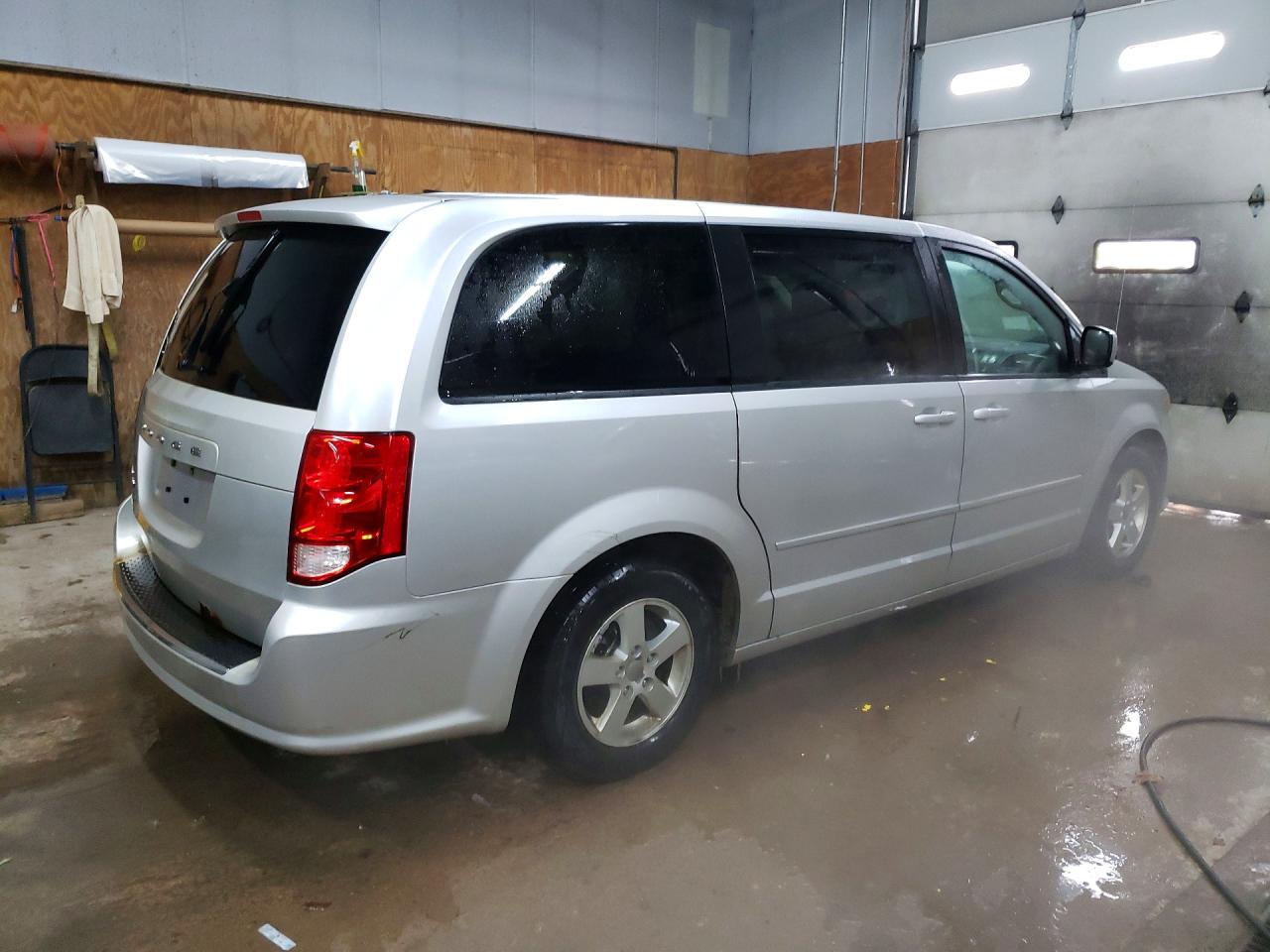 2012 DODGE GRAND CARAVAN SE photo 7