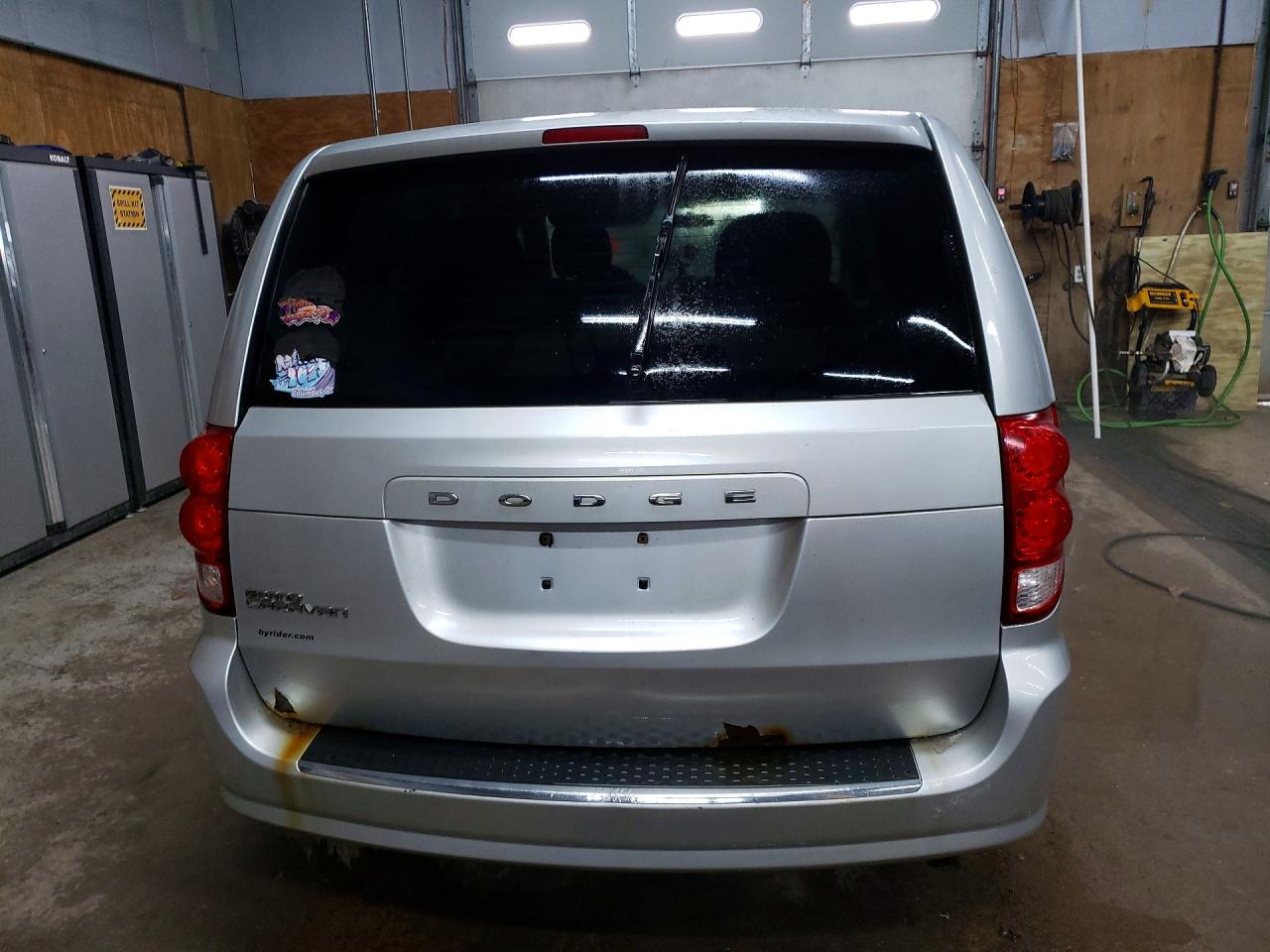 2012 DODGE GRAND CARAVAN SE photo 16