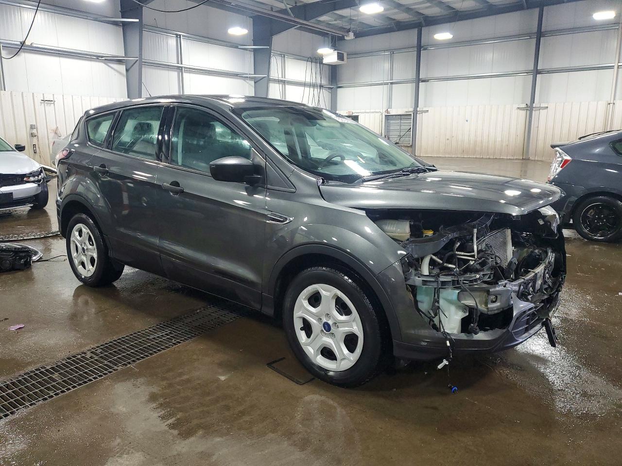 2017 FORD ESCAPE S photo 10