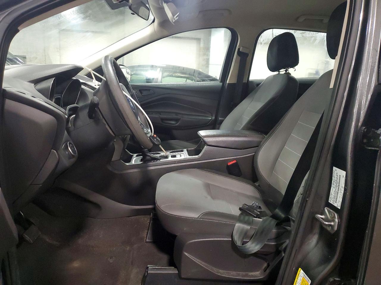 2017 FORD ESCAPE S photo 19