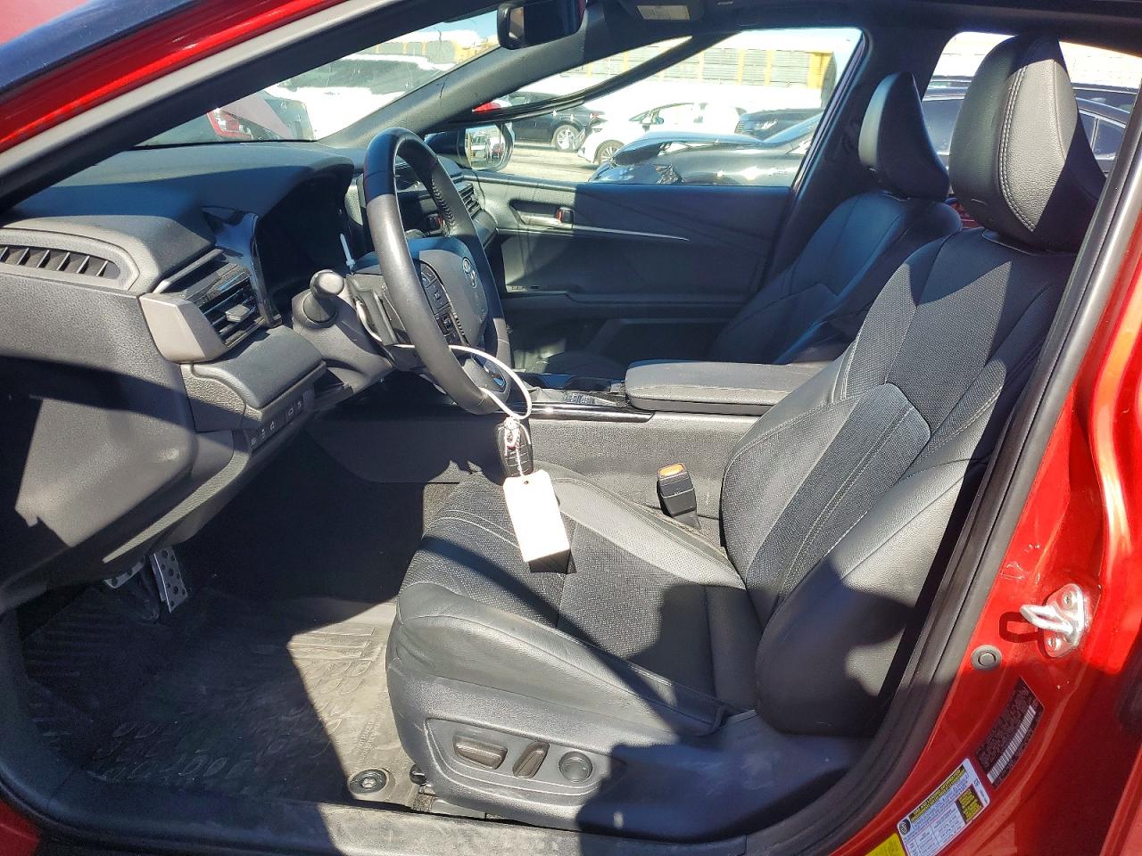 2025 TOYOTA CAMRY XSE photo 7