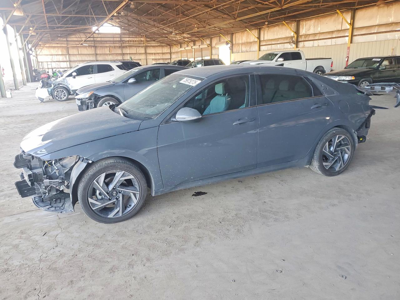 2025 HYUNDAI ELANTRA