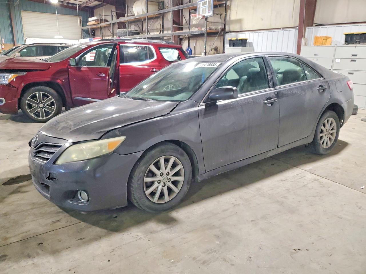 2010 TOYOTA CAMRY