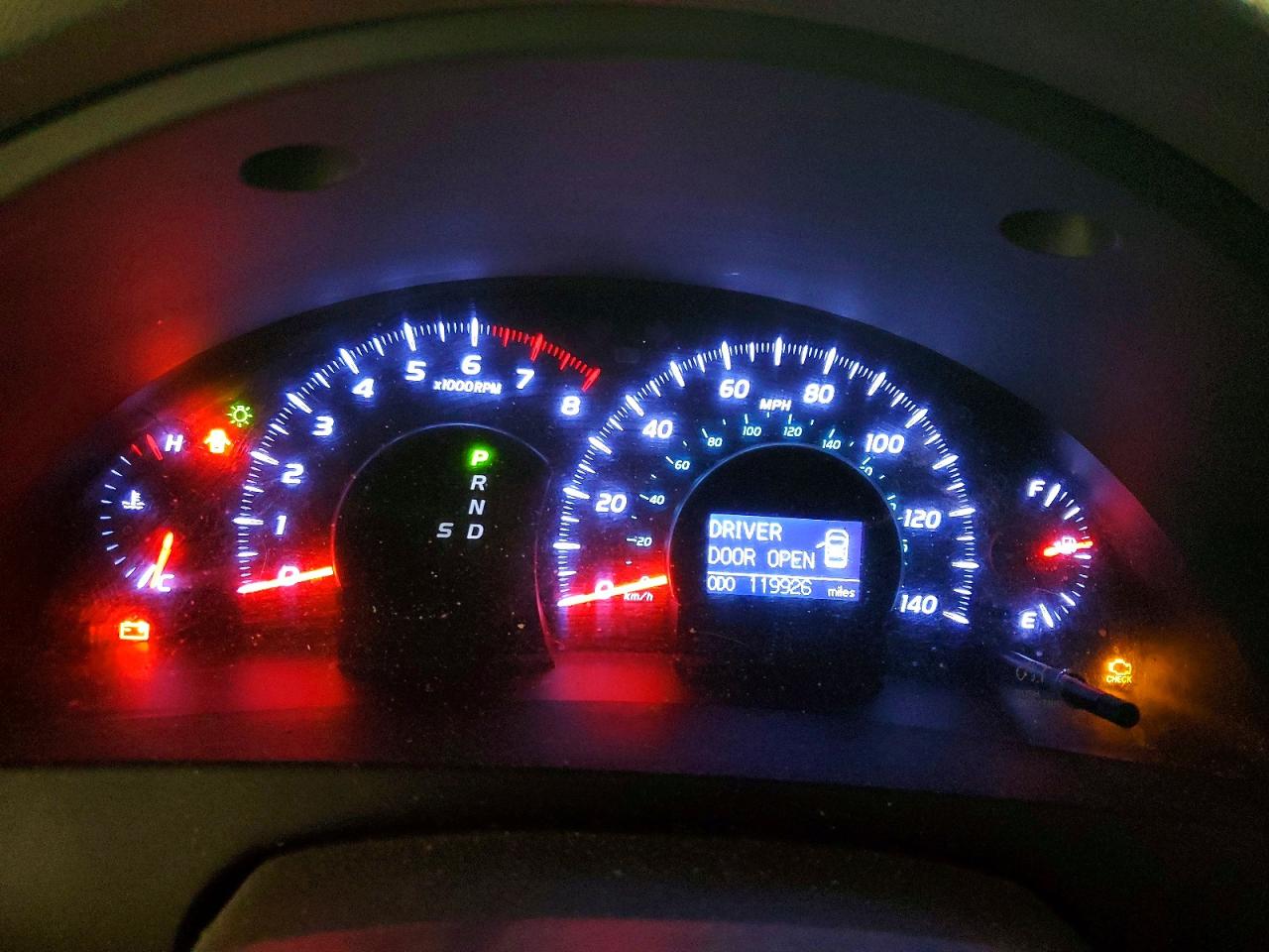 2010 TOYOTA CAMRY BASE photo 17