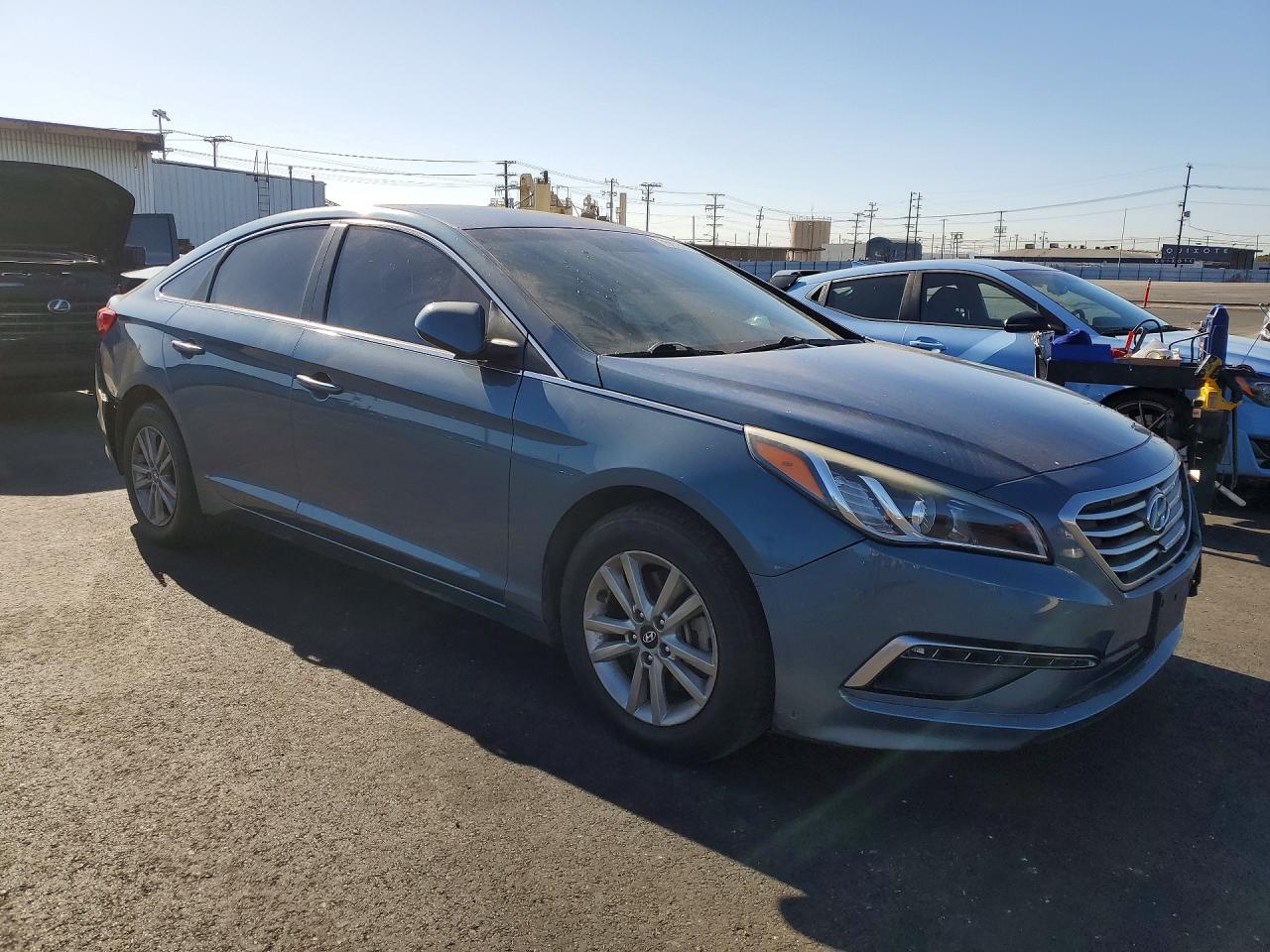 2015 HYUNDAI SONATA photo 4