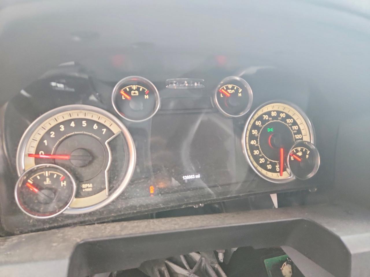 2015 RAM 1500 SLT photo 17