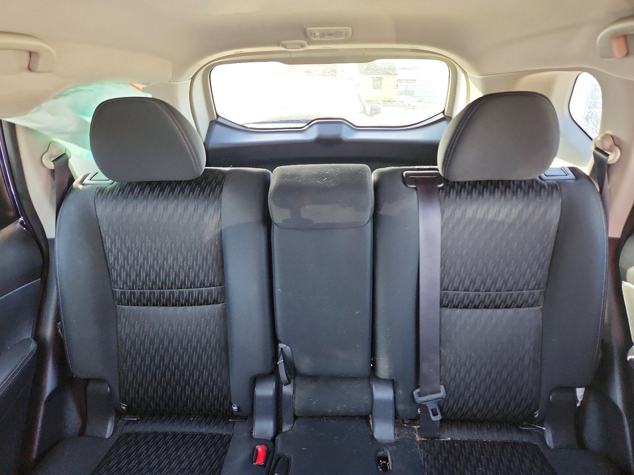 2019 NISSAN ROGUE S photo 10