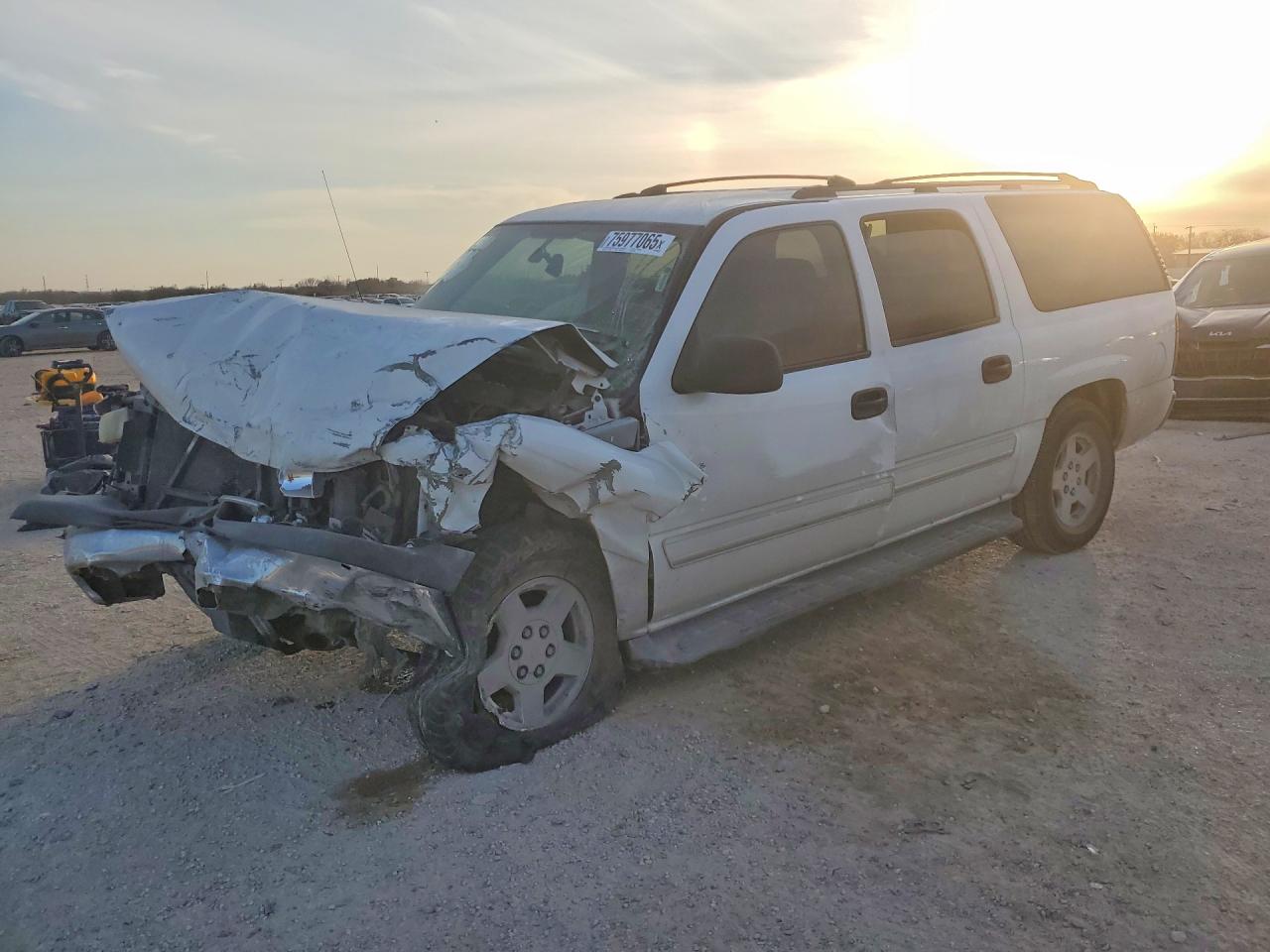 2004 CHEVROLET SUBURBAN