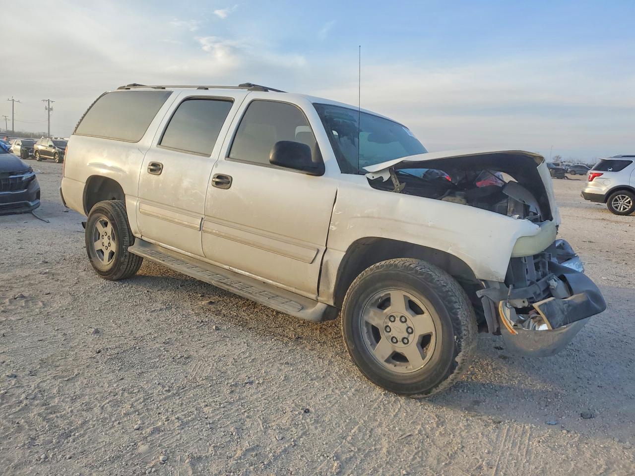 2004 CHEVROLET SUBURBAN C1500 photo 7