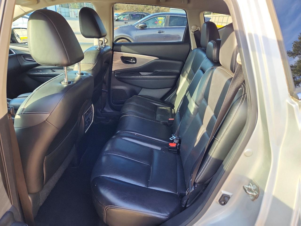 2017 NISSAN MURANO S photo 11