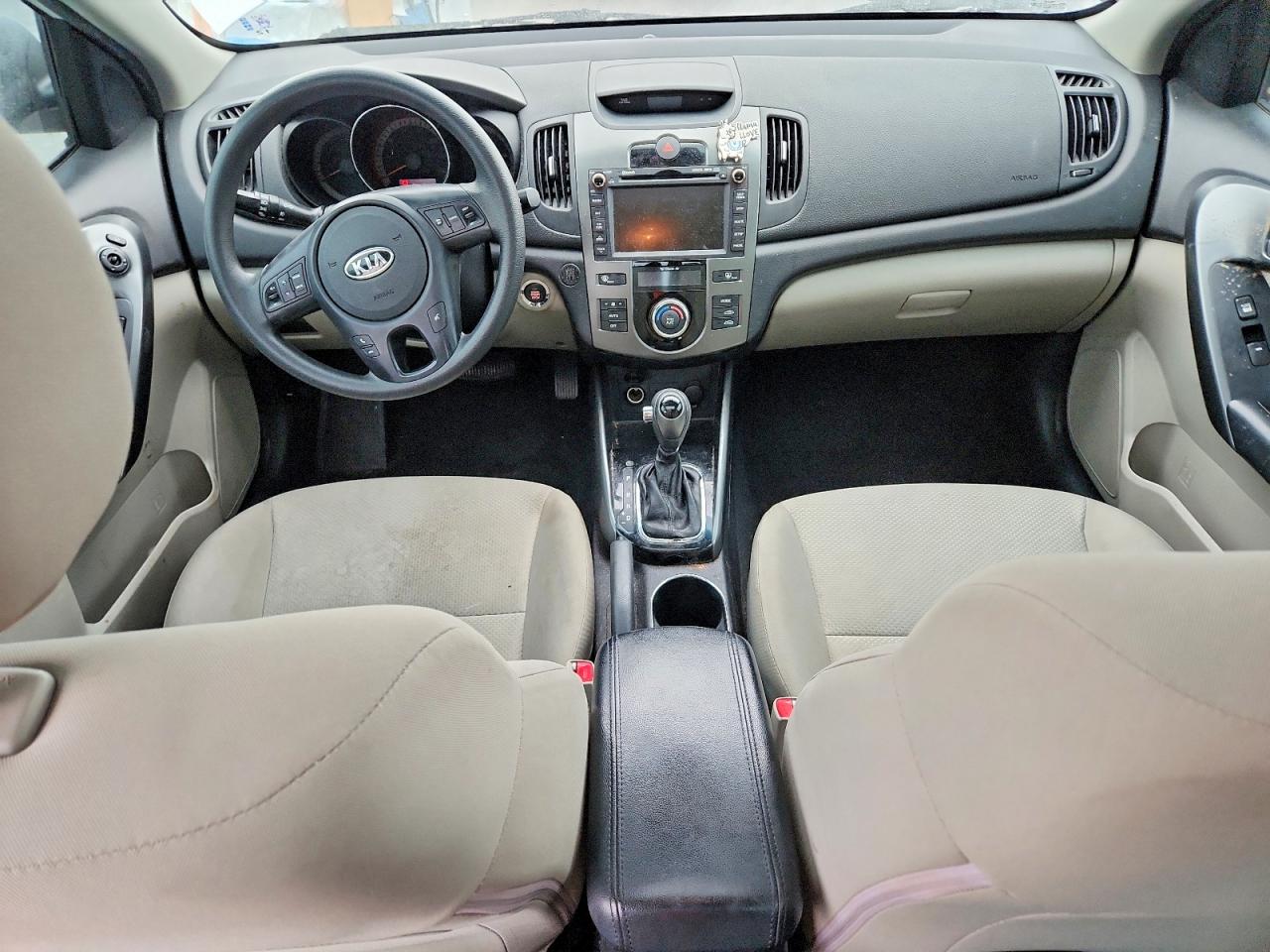 2013 KIA FORTE EX photo 22