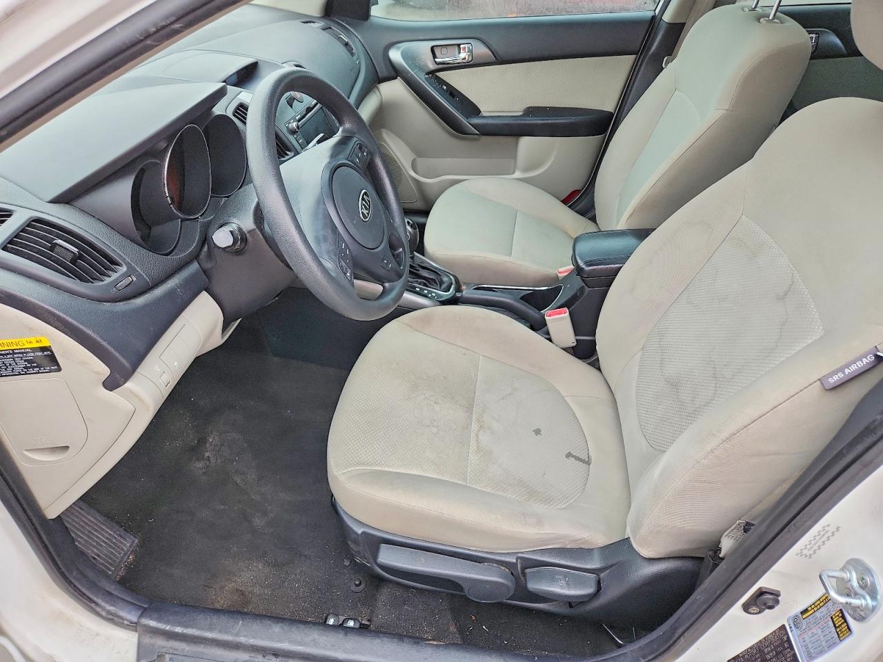 2013 KIA FORTE EX photo 19