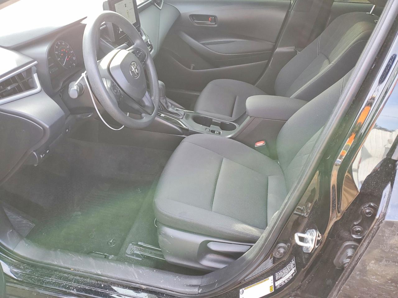 2024 TOYOTA COROLLA photo 7