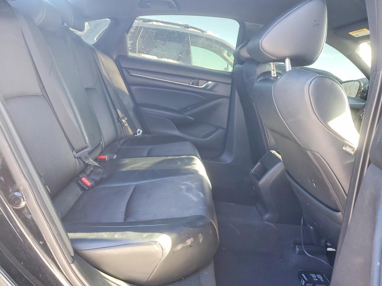 2018 HONDA ACCORD SPORT photo 28