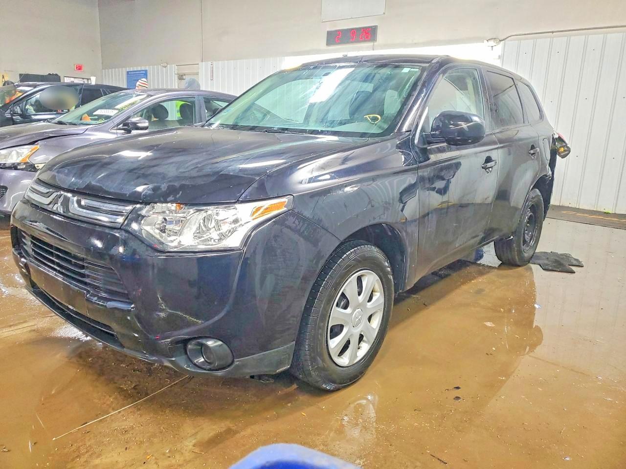 2014 MITSUBISHI OUTLANDER