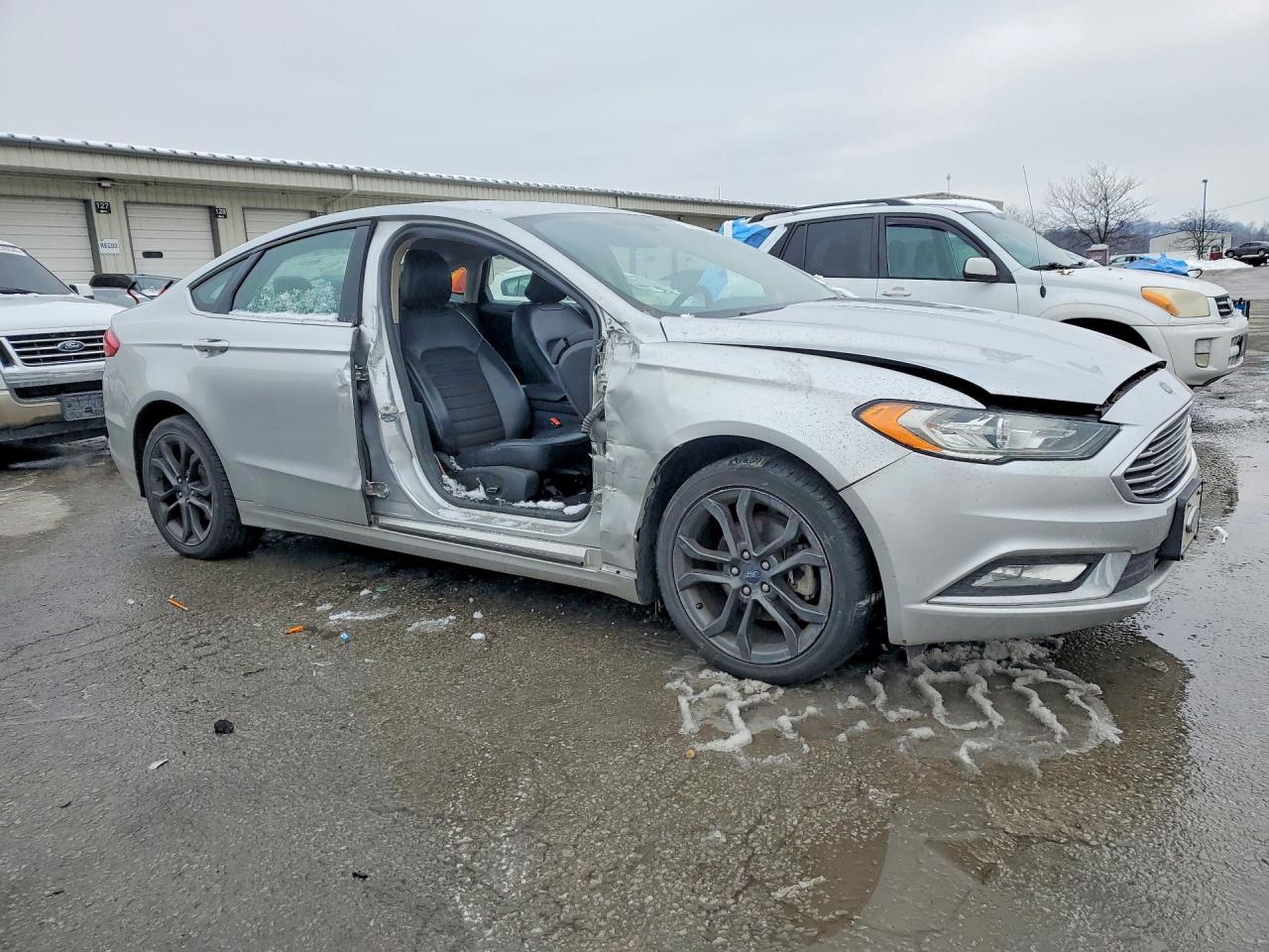 2018 FORD FUSION SE photo 4