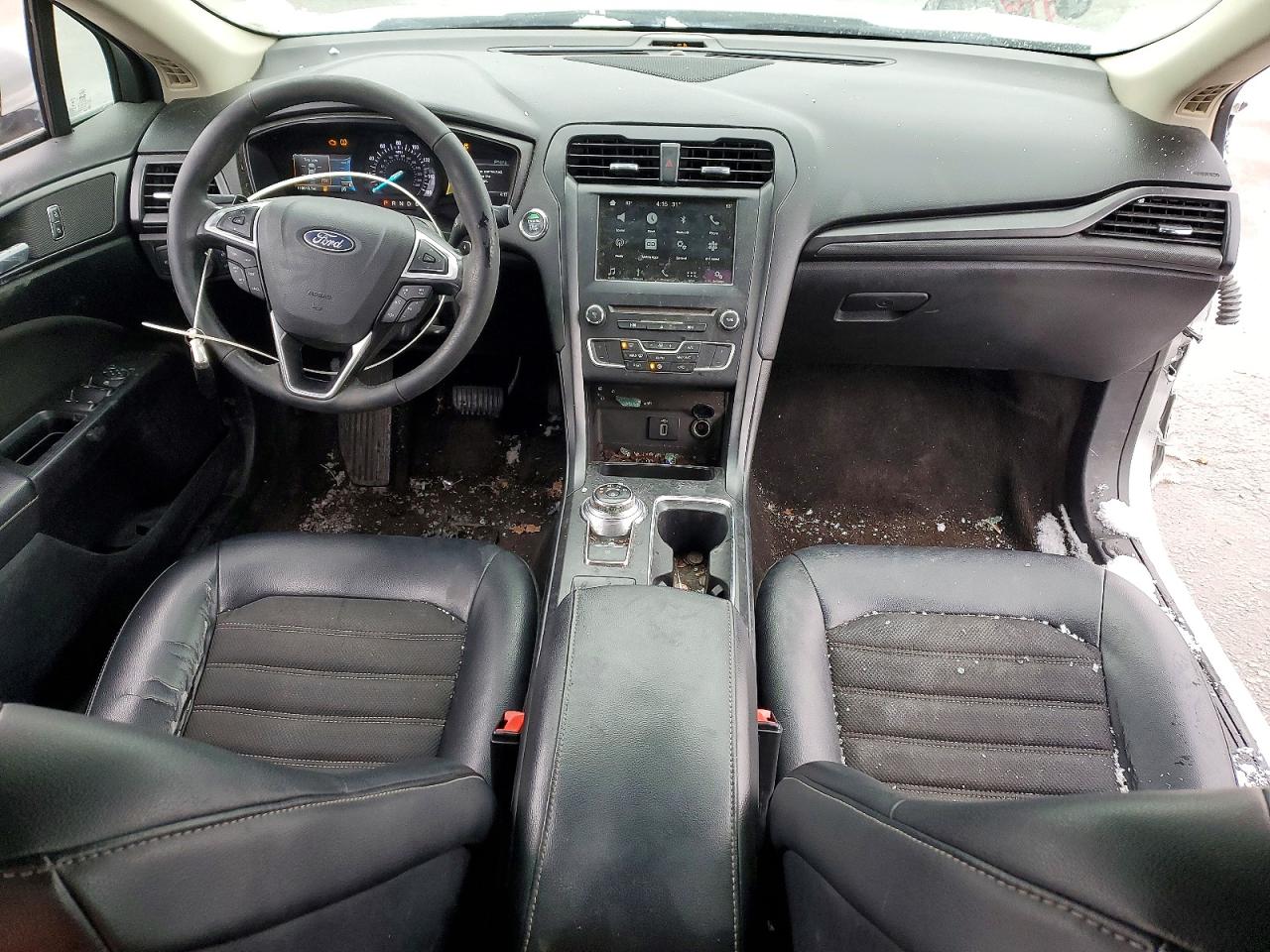 2018 FORD FUSION SE photo 8