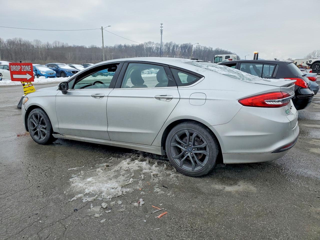 2018 FORD FUSION SE photo 2