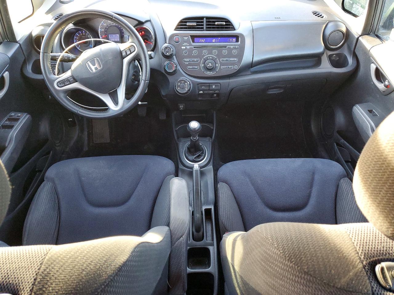 2013 HONDA FIT SPORT photo 8