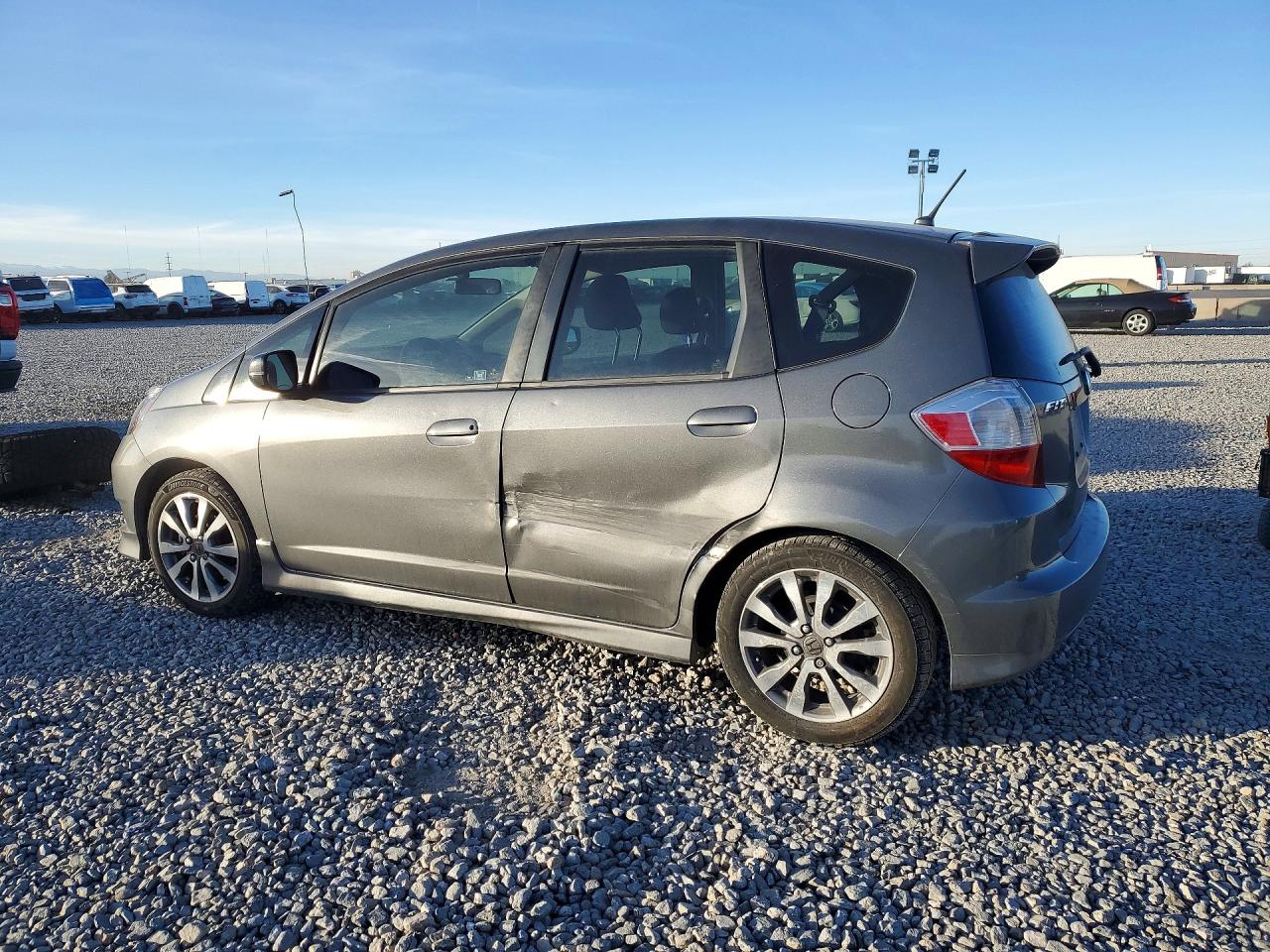 2013 HONDA FIT SPORT photo 2